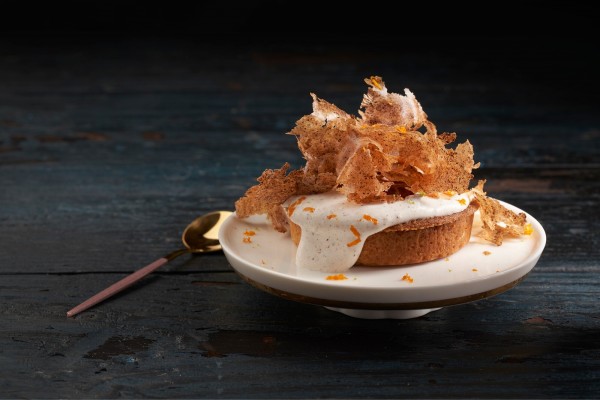 Bordalou mit Natural Paste Roasted Hazelnut und Crunchy Nut Hazelnut