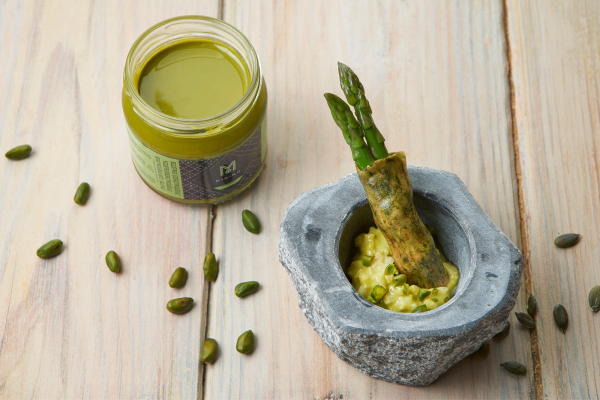 Risotto with Natural Paste Roasted Pistachio and green asparagus